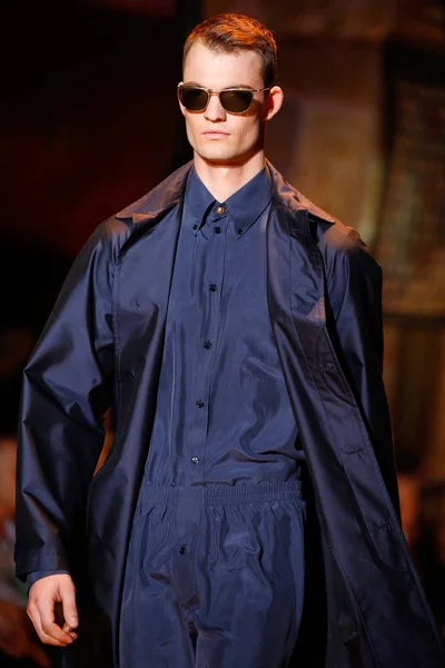 Look 55